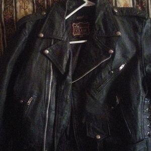 Men's Classic Black Leather Jacket
